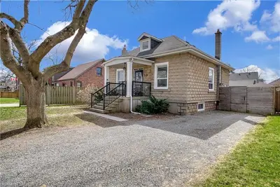 12 Murdoch Street, Cambridge, On N1r 4h4