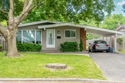 1989 Michigan Avenue, Alta Vista and Area, ON K1H 6Y1
