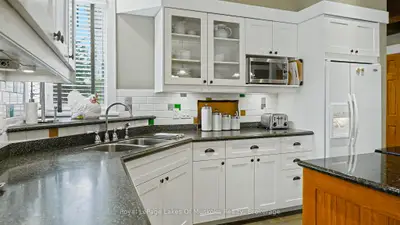 1020 Birch Glen Road Villa 1 Week 9, Lake of Bays, ON P0B 1A0