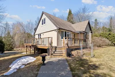 9622 Wellington 22 Road, Erin, On N0b 1t0