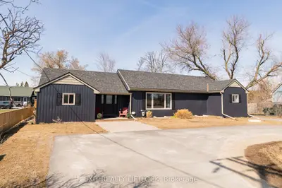 4 County Road 4, Douro-dummer, On, K9l 1b9