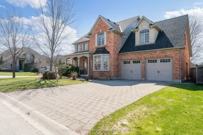 1729 Riverbend Road, London South, ON N6K 0A5