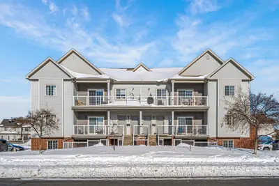104 ARTESA Private F, Kanata, ON K2S 0J8