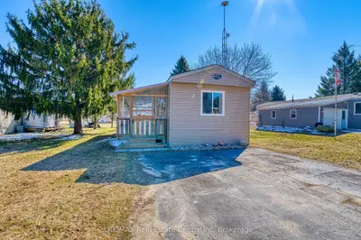 50 Fifth Avenue, Wellington North, ON N0G 2K0