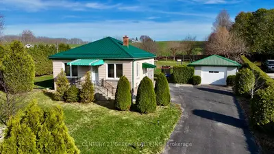 584050 Beachville Road, South-west Oxford, On N5c 3j5