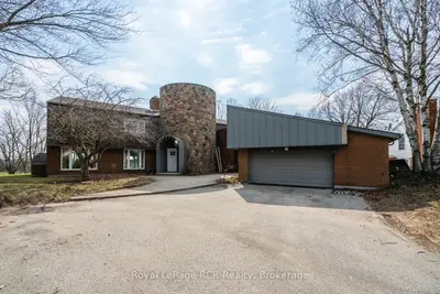 136 4th Avenue, Hanover, On N4n 2b3