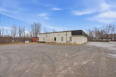57 Main Street W, Hawkesbury, On K6a 2h3