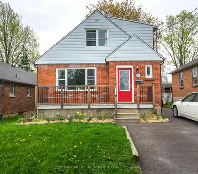 111 Lincoln Place, London South, On N6c 2c3