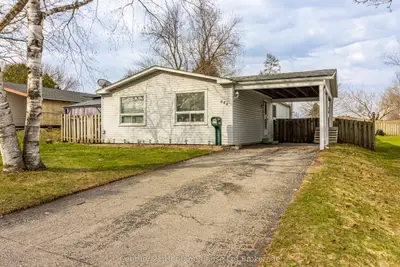 844 Sunset Boulevard, Woodstock, On N4s 4a3