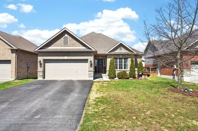27 Gavey Street, Belleville, On K8n 0m1