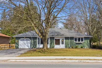 270 St. Lawrence Street E, Centre Hastings, On K0k 2k0