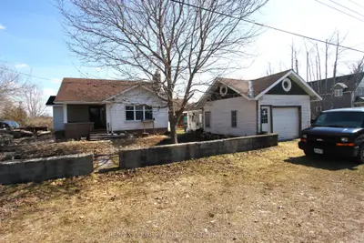 21 Richmond Street W, Kawartha Lakes, On K0m 2b0