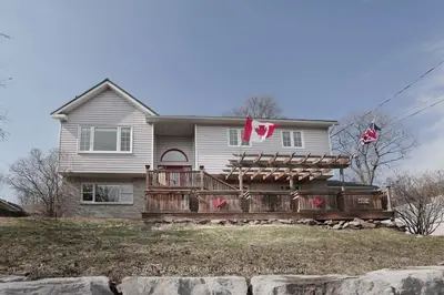 90 Livingstone Avenue W, Centre Hastings, On K0k 2k0