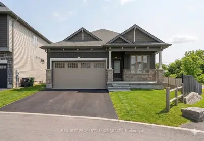 621 Enclave Lane, Clarence-Rockland, ON K4K 0M8