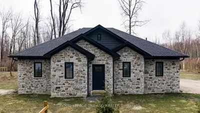 6043 Franks Road, Lambton Shores, On N0m 1j0