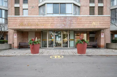 265 Westcourt Place 101, Waterloo, On N2l 6e4