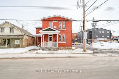 204 Raglan Street S, Renfrew, On K7v 1r1