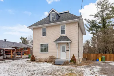 615 Moffat Street, Pembroke, On K8a 3y2