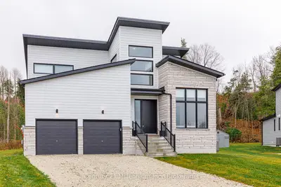 Detached in Blue Mountains