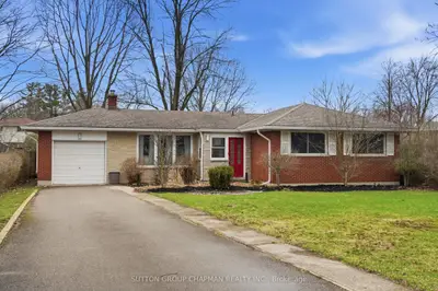 666 Santa Monica Road, London North, On N6h 3w1