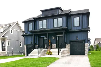 206 Courtland Street, Blue Mountains, On L9y 4e4