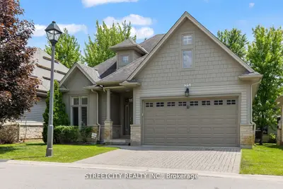 124 North Centre Road 25, London North, On N5x 4r3