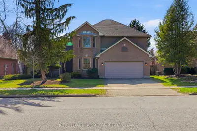128 Hartson Road, London North, ON N6H 4Z6