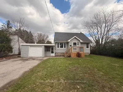 63 Greenfield Drive, London South, ON N6E 1M8