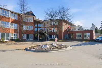 4 Heritage Way 312, Kawartha Lakes, On K9v 5z2