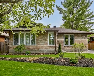 2105 Bangor Street, Elmvale Acres And Area, On K1g 2x6