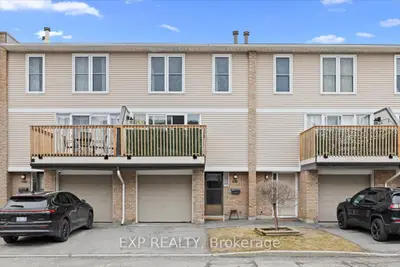 284 Dalehurst Drive D, Tanglewood - Grenfell Glen - Pineglen, On K2g 4j5