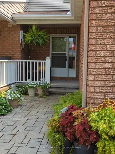 155 Markland Crescent, Barrhaven, On K2g 5z7