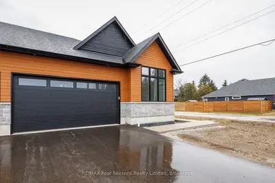 1 Boynton Court, Blue Mountains, On N0h 2p0