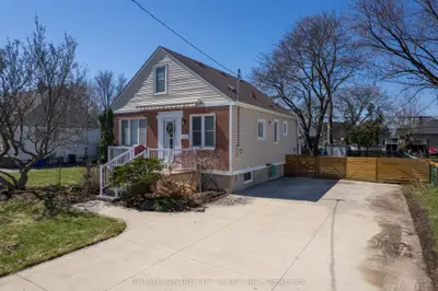 785 Strand Street, London East, On N5y 1t2