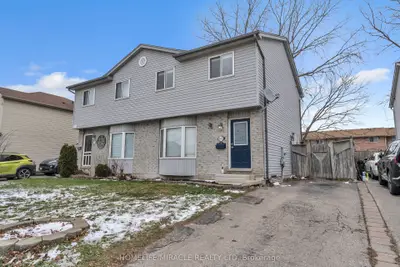 366 Marconi Boulevard, London East, ON N5V 5G2