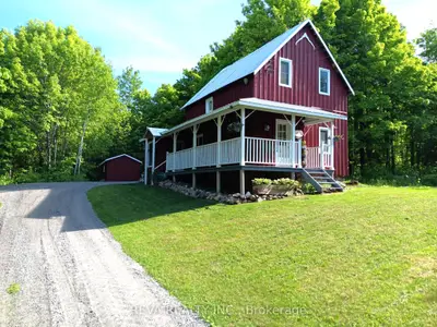 1476 Hillsview Road, Hastings Highlands, On K0l 2r0