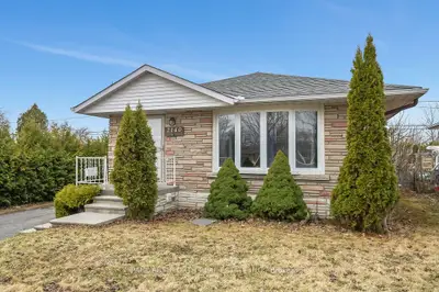 2140 Haig Drive, Elmvale Acres and Area, ON K1G 2L2