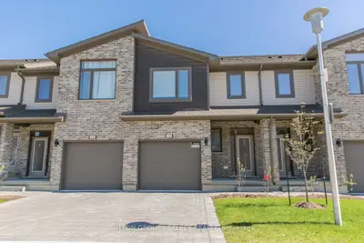 1960 Dalmagarry Road 133, London North, On N6g 0t8