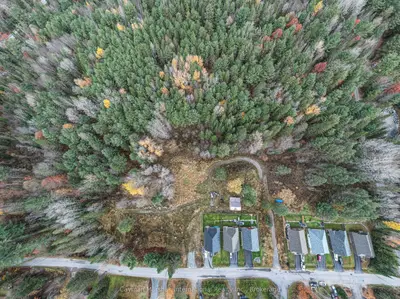 100 Chaffey Township Road, Huntsville, On P1h 1c8