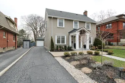 15 South Drive, St. Catharines, On L2r 4t9