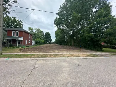 49 Ellis Street, Norfolk, On N0e 1m0