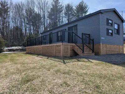 1047 Bonnie Lake Camp Road LKR036, Bracebridge, ON P1L 1W9