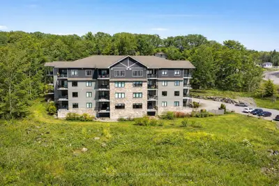 11c Salt Dock Road 201, Parry Sound, On P2a 3b6
