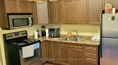 9 West Road 1, Huntsville, On P1h 1k9