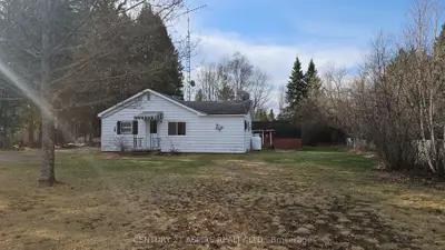 51 Major Lake Road, South Algonquin, On K0j 2c0