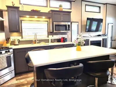613 Oak Crescent, Centre Wellington, On N1m 2w5