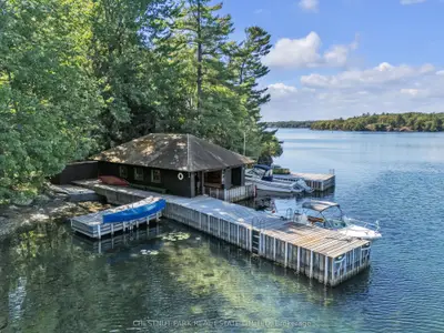 36 Bostwick Island, Leeds And The Thousand Islands, On K0e 1l0