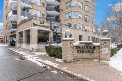 281 Bristol Street 701, Guelph, On N1h 8j3