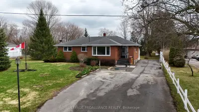 471 County Road 3, Prince Edward County, On, K8n 4z1