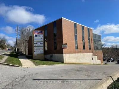 139 Grand River Street N 201, Brant, On N3l 2m4